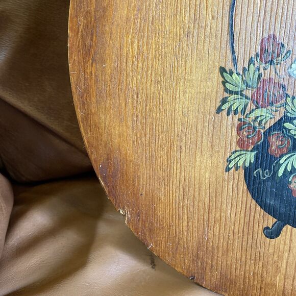 Rare Original Painted Wooden Cutting Board Egg Day Hen Stew Pot Strawberries - Picture 4 of 13